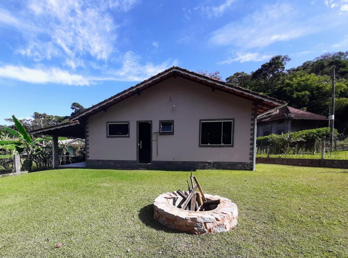 Casa Rosa Lumiar, Cachoeira Particular E Fazendinha Zewnętrze zdjęcie